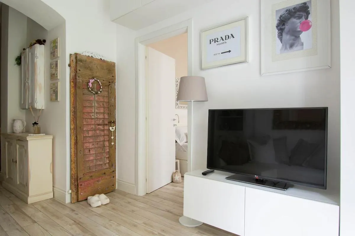 Apartment Stylish 2 Bedroom Flat - Garden Florence Italy